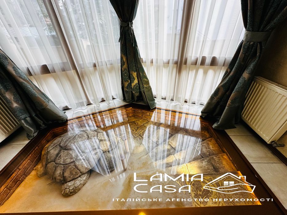 VIP будинок біля парку , в топовій локаціі