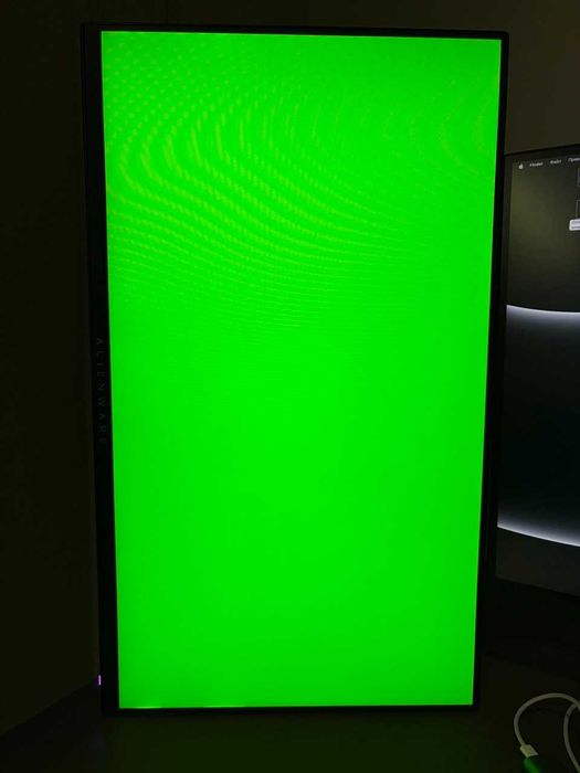 Монитор Dell Alienware 240