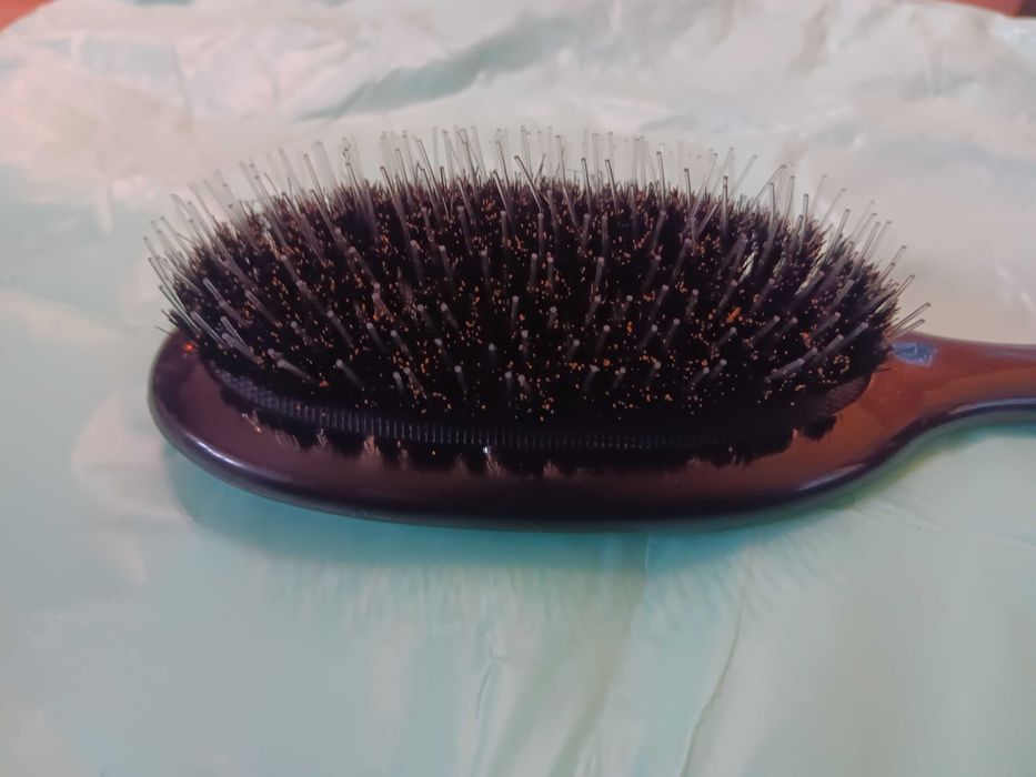 Escova cabelo com pelo