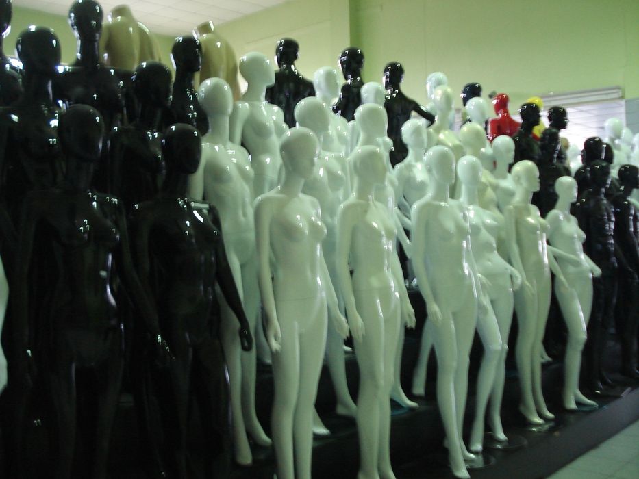 Manequins, bustos e expositores