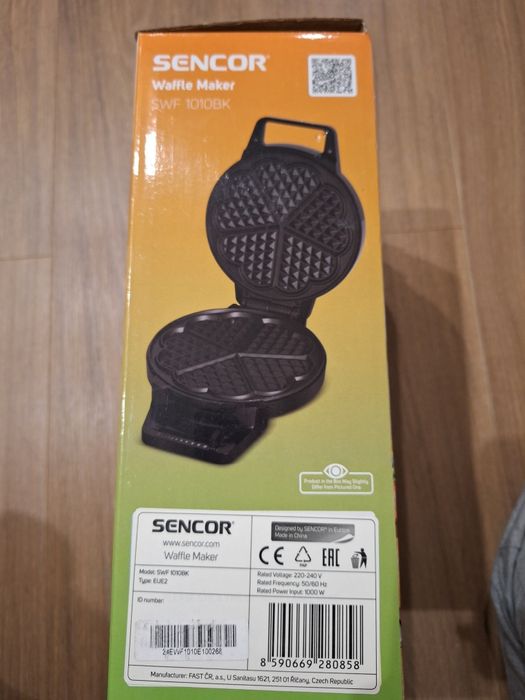 Електрична сендвічниця-вафельниця