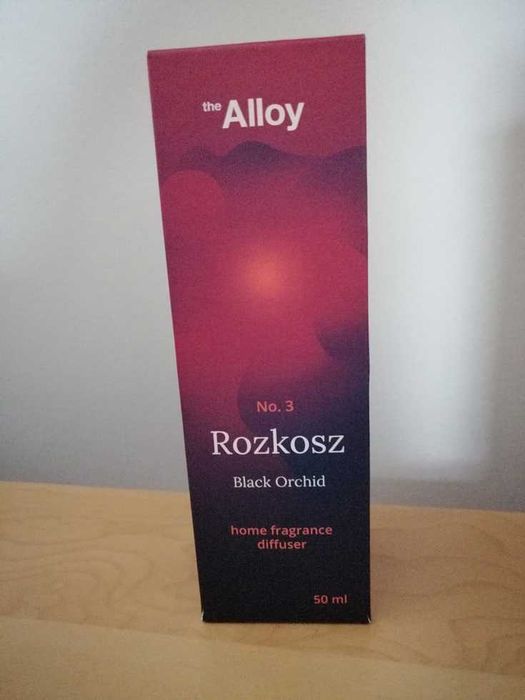 Aromatyczny dyfuzor zapachowy. Perfumy czarna orchidea. 50 ml. Nowy.