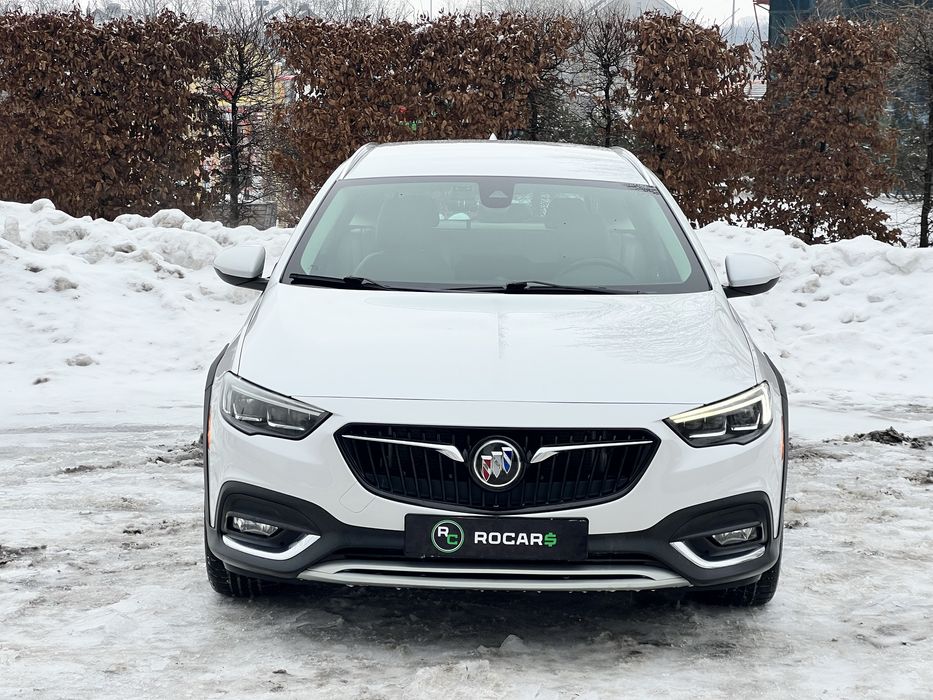 Buick Regal Tour x 2018 рік AWD