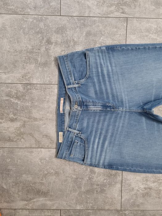 Levis Jeans Wysoki Stan Rurki