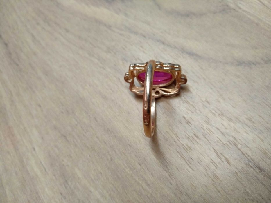 Stary Pierścionek złoty 583 z rubinem PRL