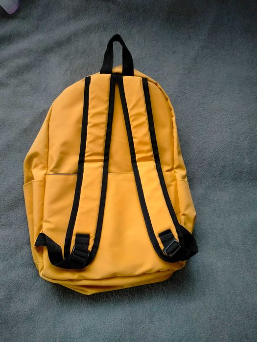 Рюкзак школьный для девочки. Рюкзак жёлтый Likee.