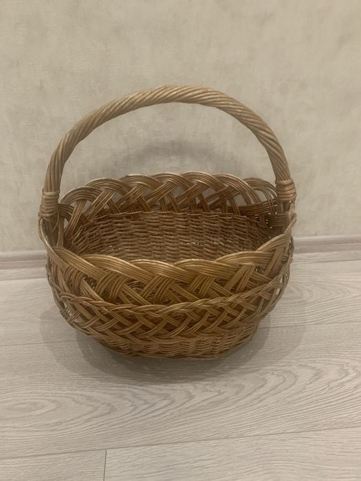 Продам новую корзину