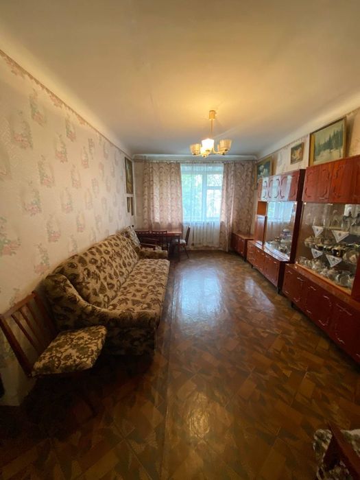 Продаж 3-х кімнатної квартири