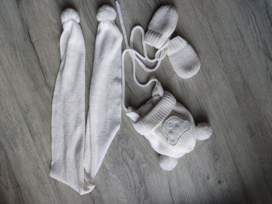 Zestaw Proman: czapka szalik rękawiczki 2-6 m. biały zima zimę