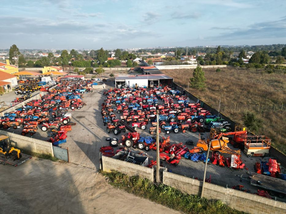 ATENÇÃO. KUBOTA +300 Stock