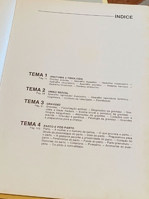 Livro Curso de puericultura