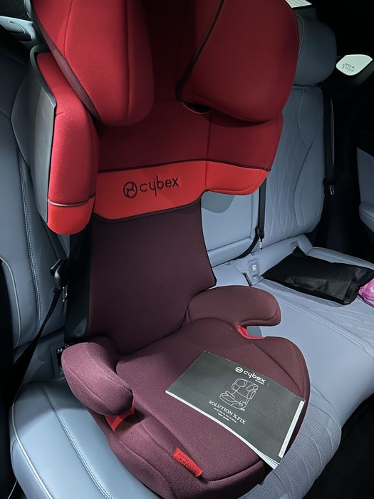 Cadeira auto Cybex vermelha isoFix