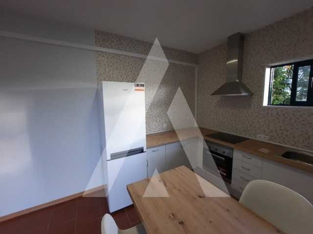 Moradia T1 em Aguada de Baixo para arrendamento