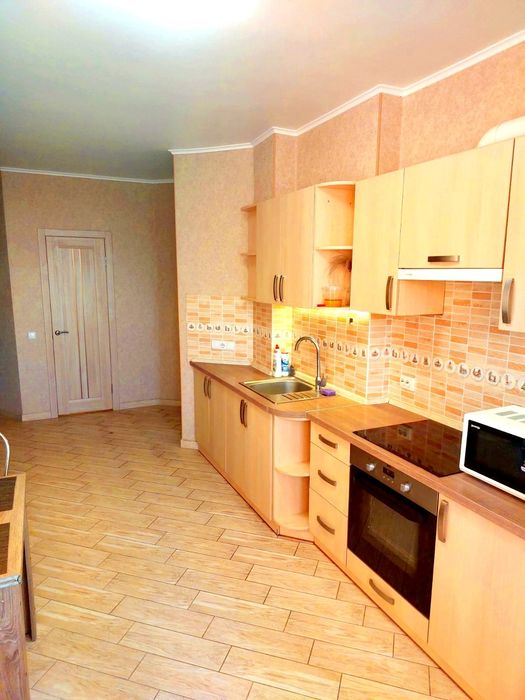 Большая и светлая квартира! 48м2 Ул. Ревуцкого, 7в. Генератор.