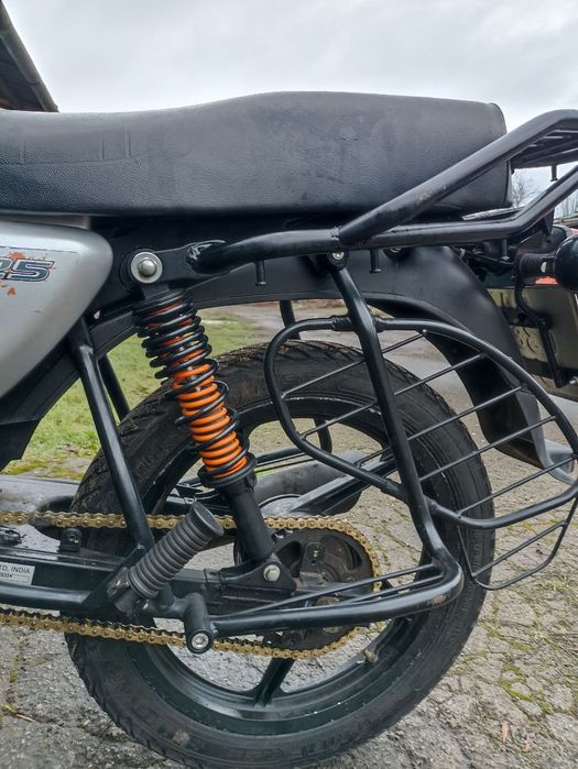 Продам мотоцикл Bajaj boxer 125 2021