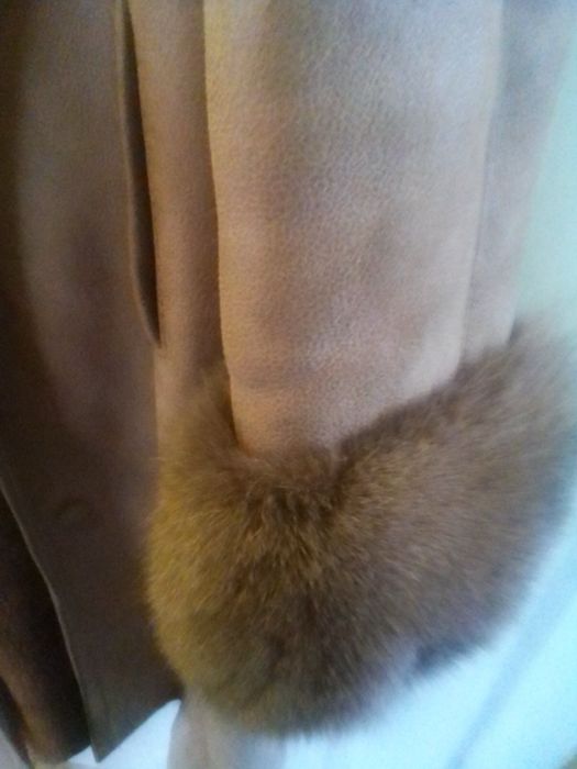 Жіноча дублянка на пишну пані