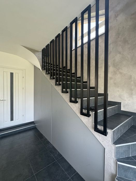 Перила на сходи металеві