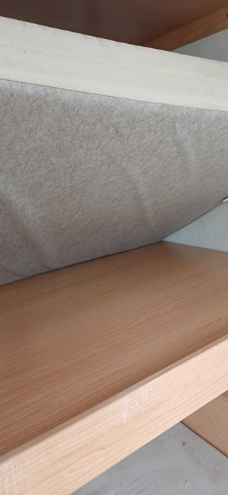 Łóżko piętrowe potrójne przyczepa kempingowa kamper