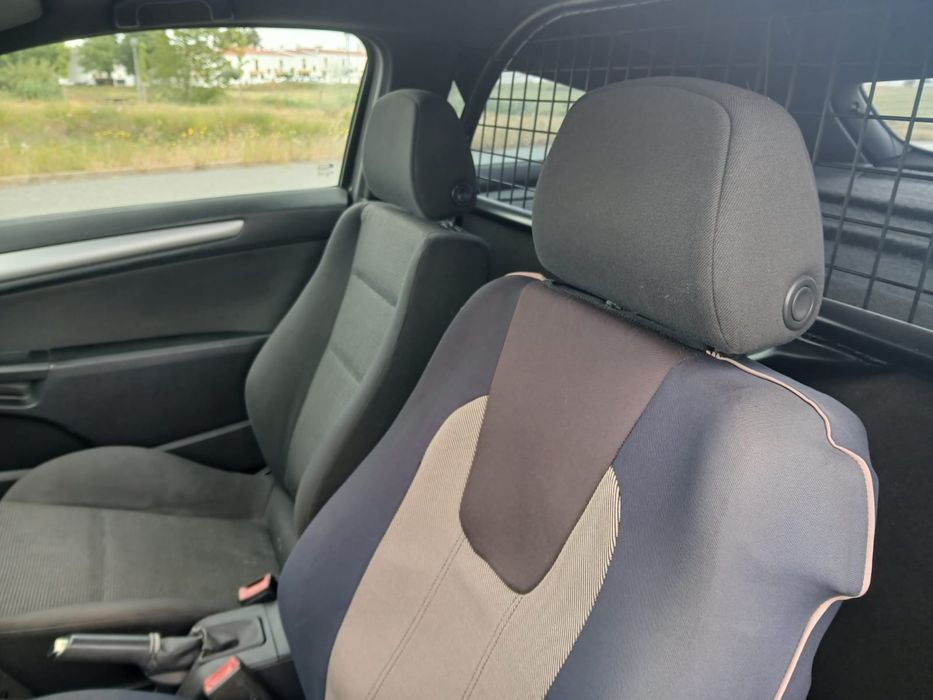 Opel Astra H GTC 1.3 cdti