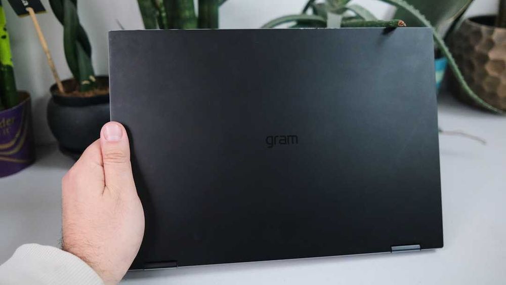 Lg GRam 2022 2in1 i7 -1260P 16 512 SSD  14 FHD  c 65w Супер стан