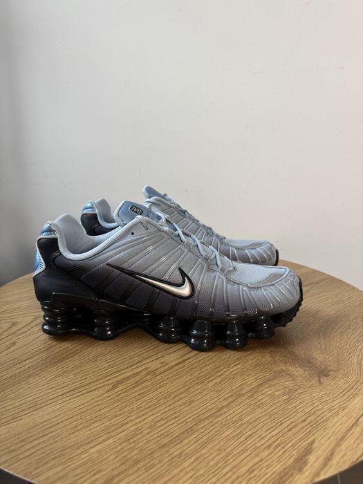 Кросівки Чоловічі  NIKE SHOX оригінал