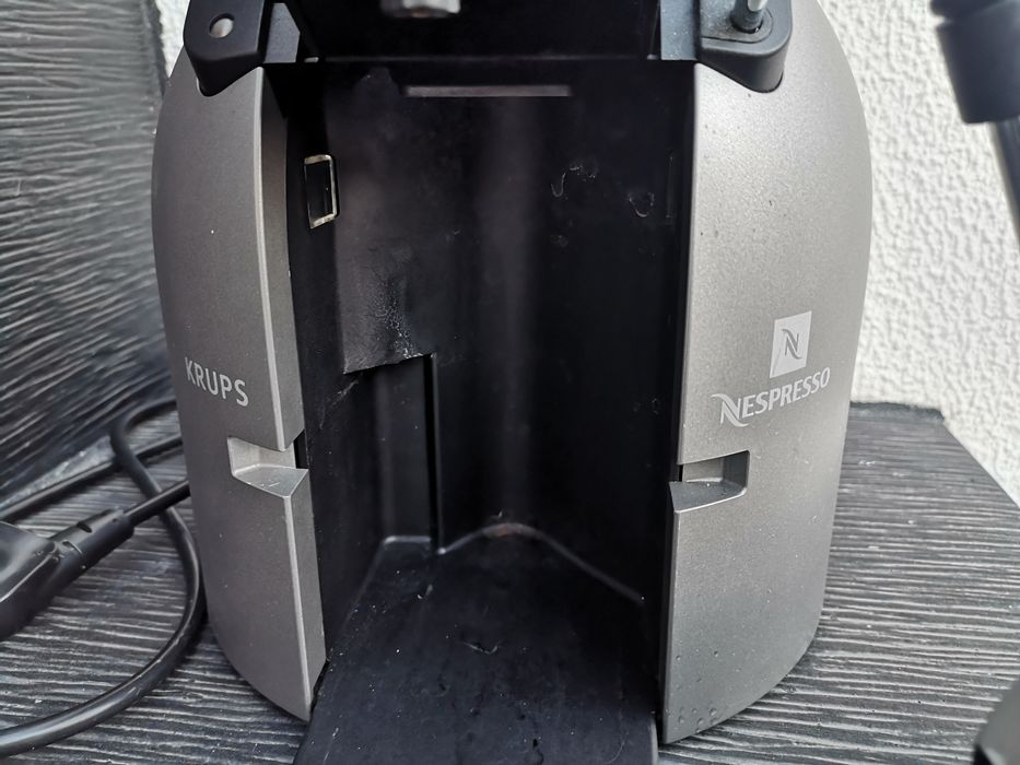 Máquina Krups, Nespresso (avariada)