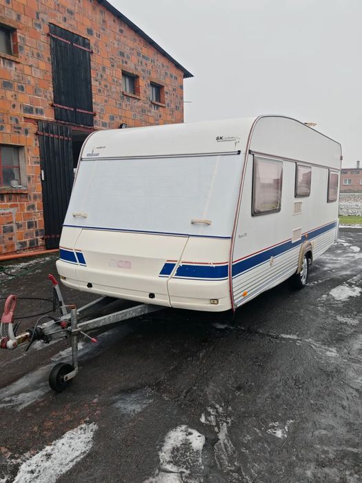 Wilk STERN 530 UE  WILK 530 UE + przedsionek Isabella PENTA