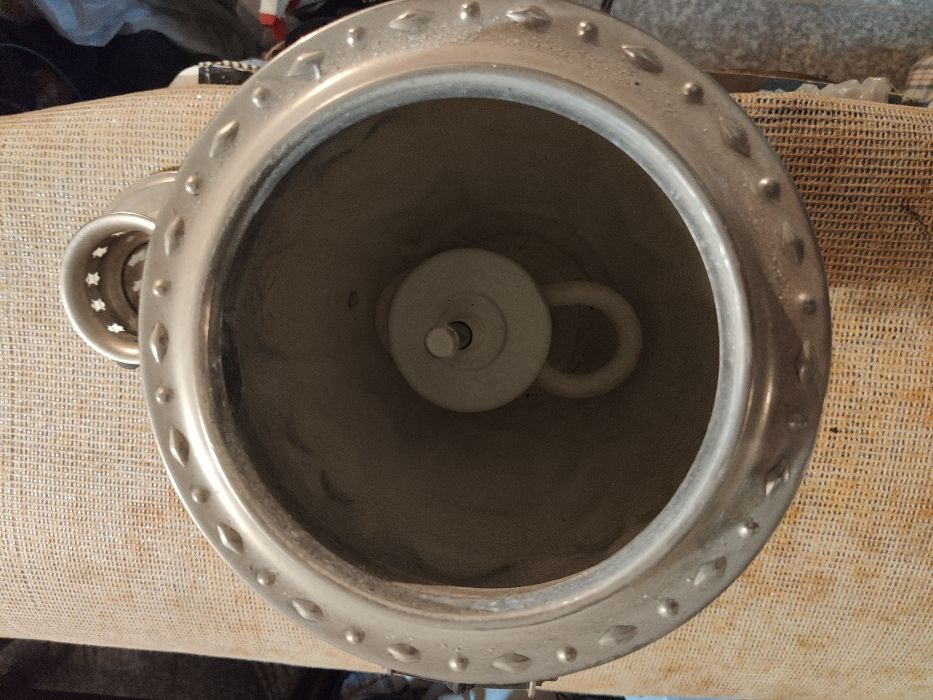 Продам самовар 3 литра.