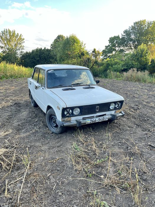 Продам ваз 2103 є торг