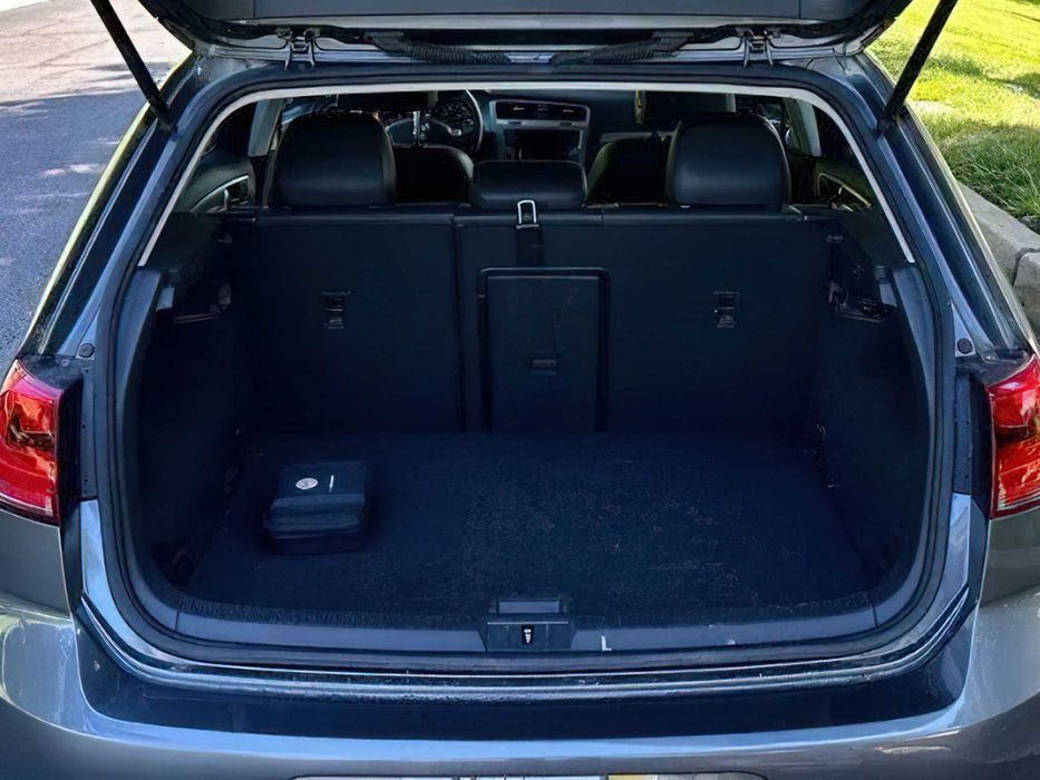 Volkswagen Golf      2015