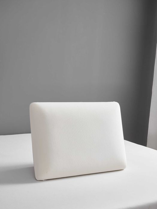 Poduszka z pianki z pamięcią kształtu do spania