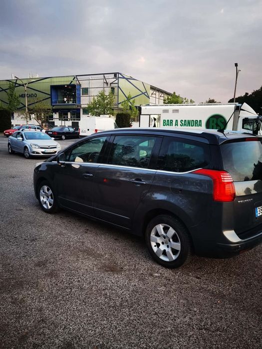 Peugeot 5008, 2013року