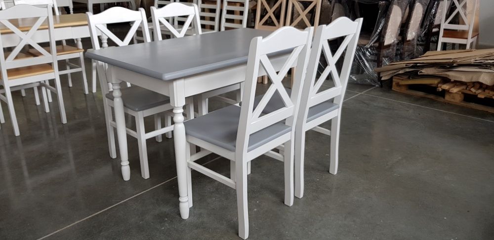 Zestaw stół+ 4 krzesła  do kuchni restauracji  baru Producent nowy