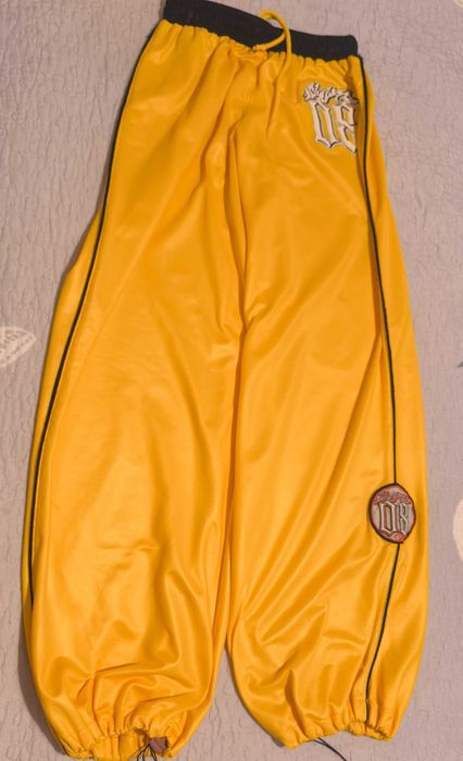 Conjunto desportivo quase novo