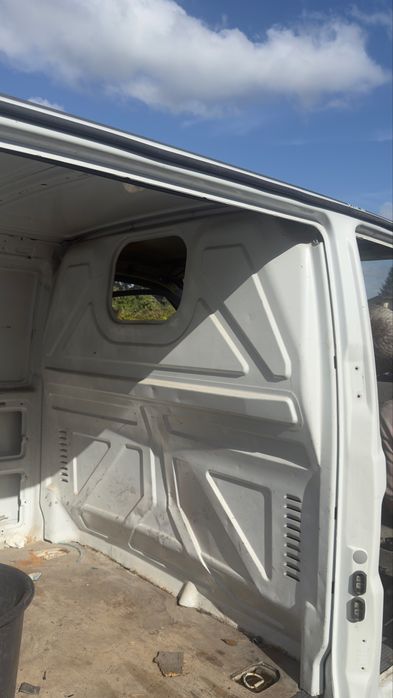 grade divisória Mercedes vito w638 110 cdi ano 2003