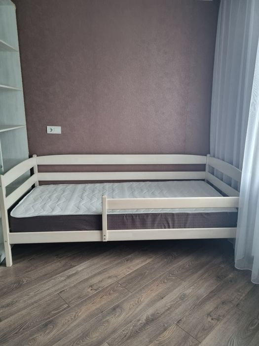 Продам ліжко з матросом в ідеальному стані