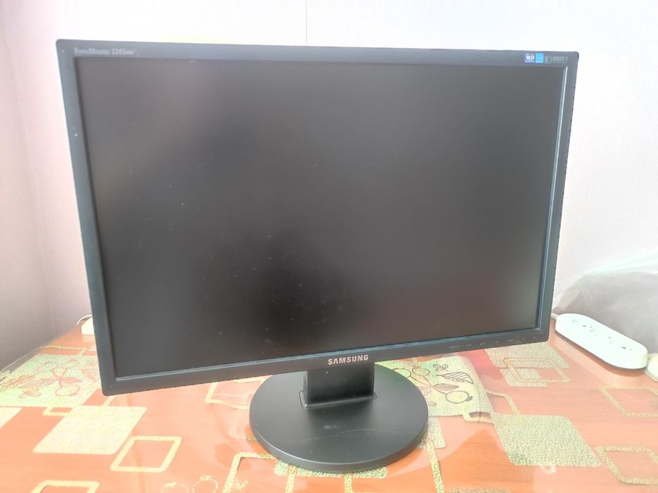 Монітор Samsung 2243NV 22"