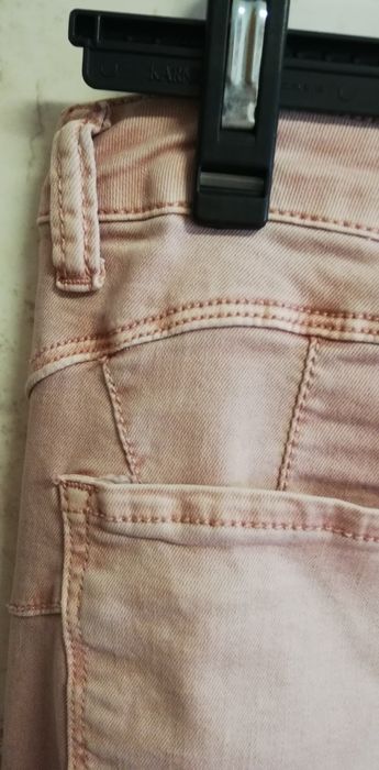 Calça de ganga, rosa novas