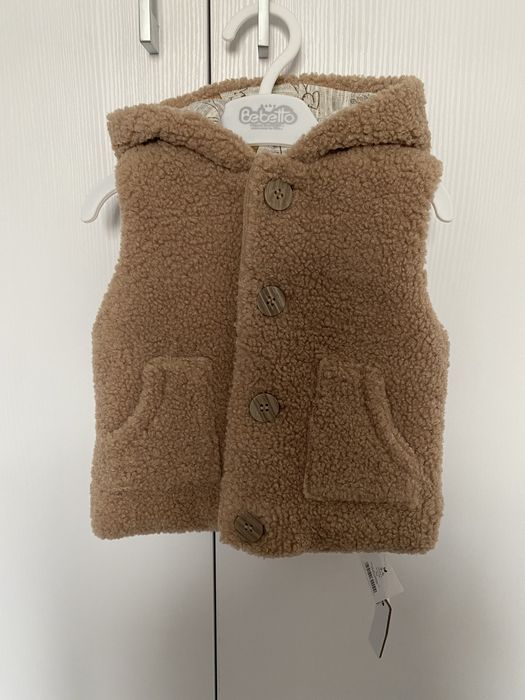 Жилетка , куртка для девочки