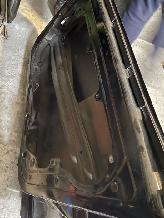 Продам дверку golf 4