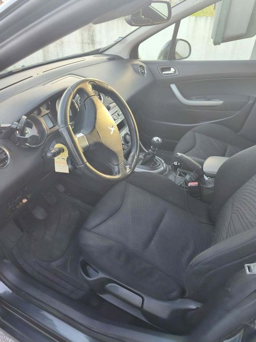 Peugeot 308 SW — fotografia 5