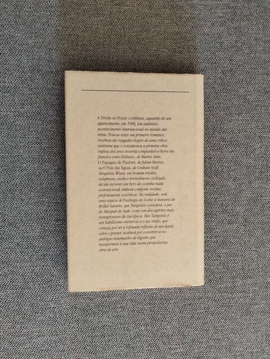 Livro "A dívida ao prazer" de John Lanchester
