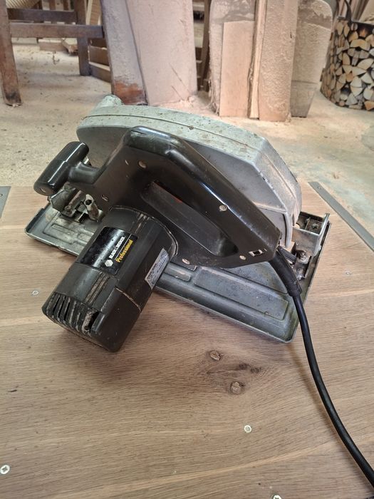 Serra circular eletrica black&decker