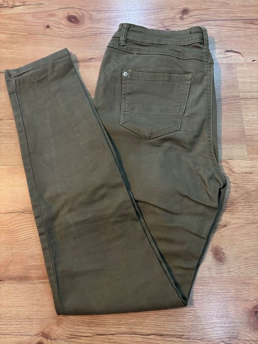 Spodnie oliwkowe