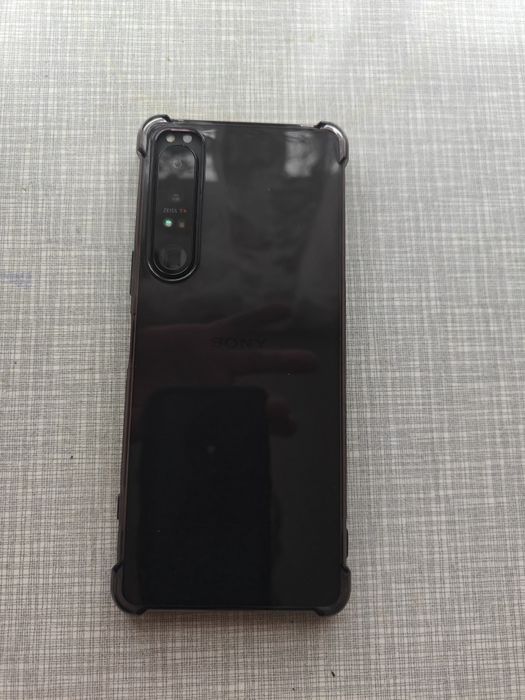 Sprzedam kultowy już smartfon Sony Xperia 1 mark lv 12/256.Stan nowego
