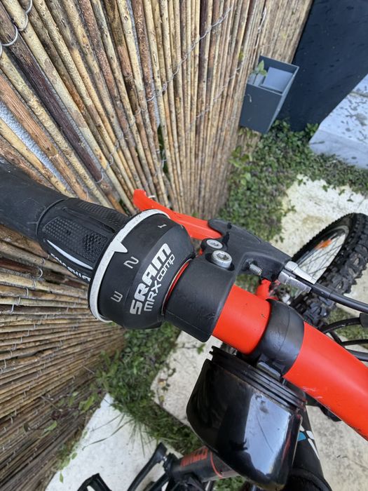 Bicicleta B'Twin Rockrider 500