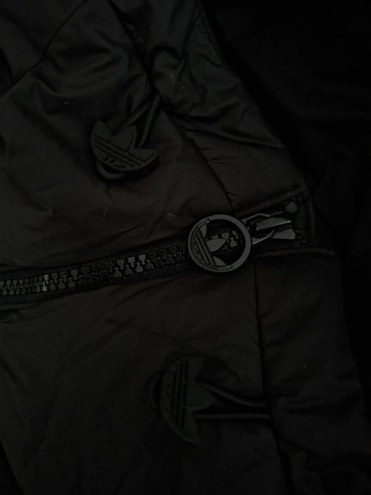 Piękna Czarna Kurtka Adidas PrimeGreen 2XL