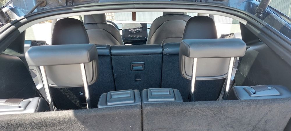 Tesla Model Y 2023 VIN 7SAYGAEE4PF779989 фото оголошення 3 з 8