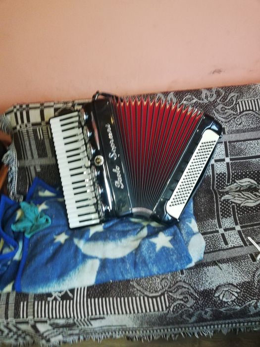 Akordeon Paulo Sopranii 120b