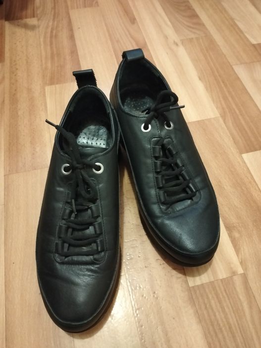 Кросівки кожна натуральна